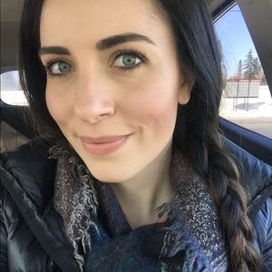 Meet your Posher, Robyn